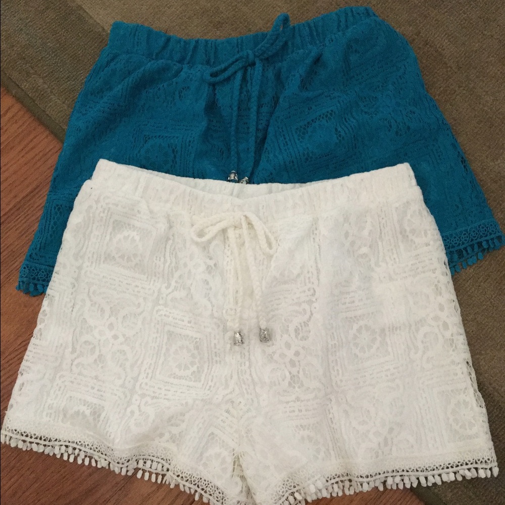 2 pair GIRLS lace shorts