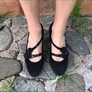 Black 8.5 suede patent leather pumps - mary jane