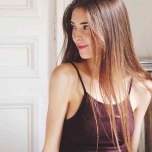 NWOT maroon Mary tank