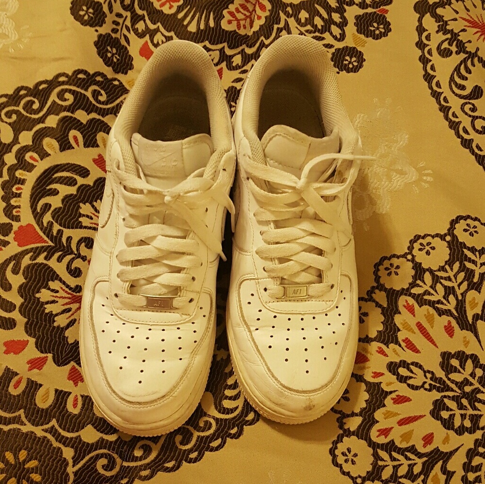 Air Force 1s (Sz 8 in mens)