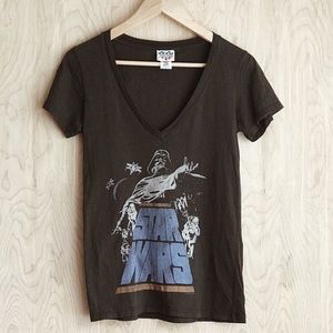Junk Food Star Wars v-neck tee S