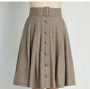 Modcloth Intern of the Fate Skirt in Latte