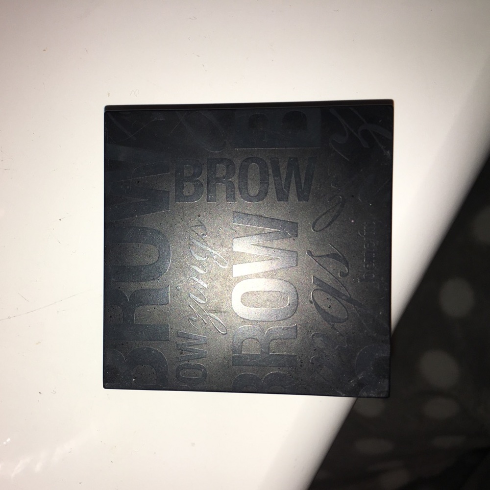 Old packaged Brow Zing Benefit