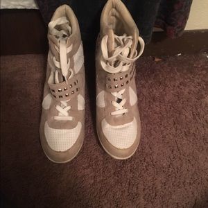 Super cute studded boots