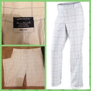 Mens Nike golf pants. Size 35