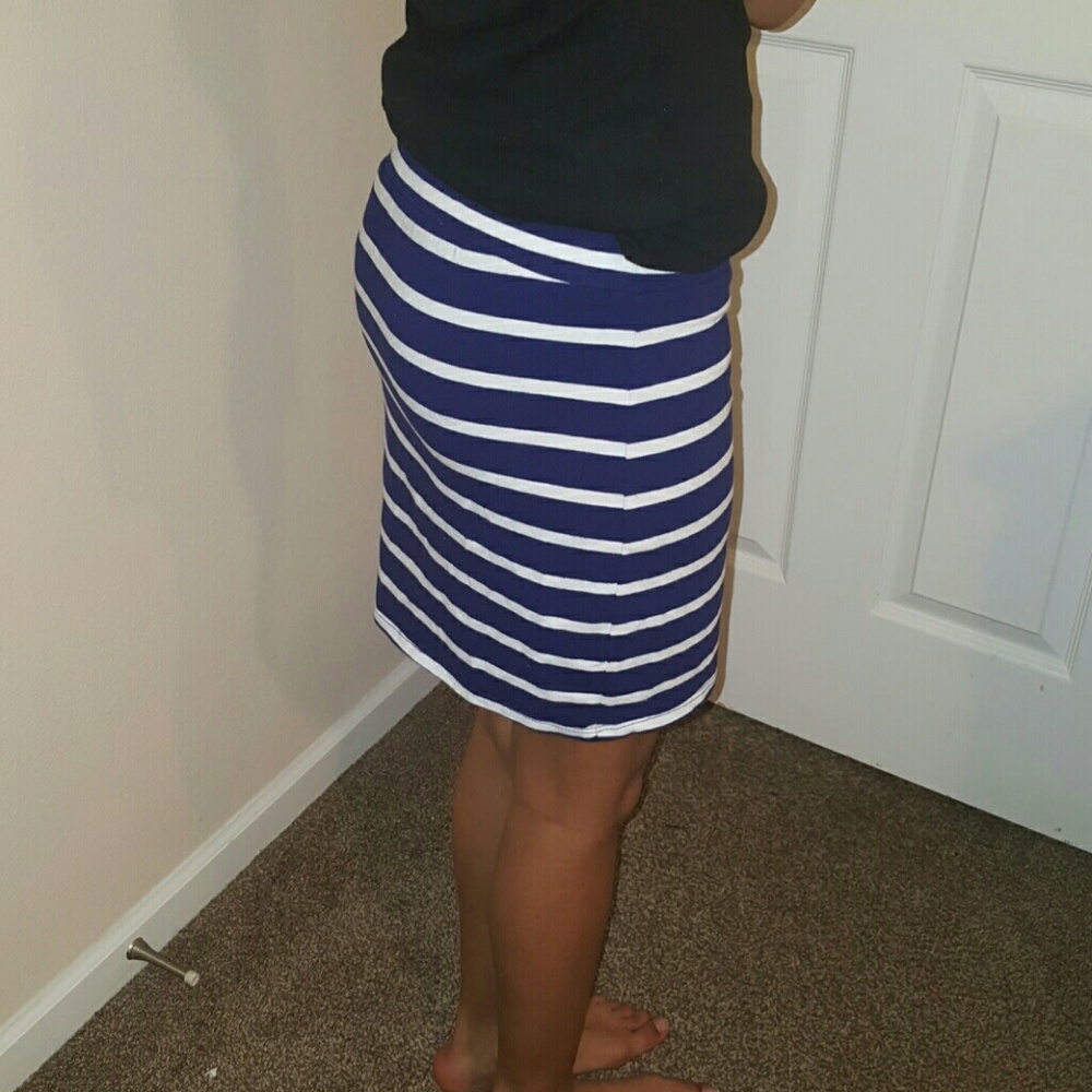 Stripes - Picture 3 of 3