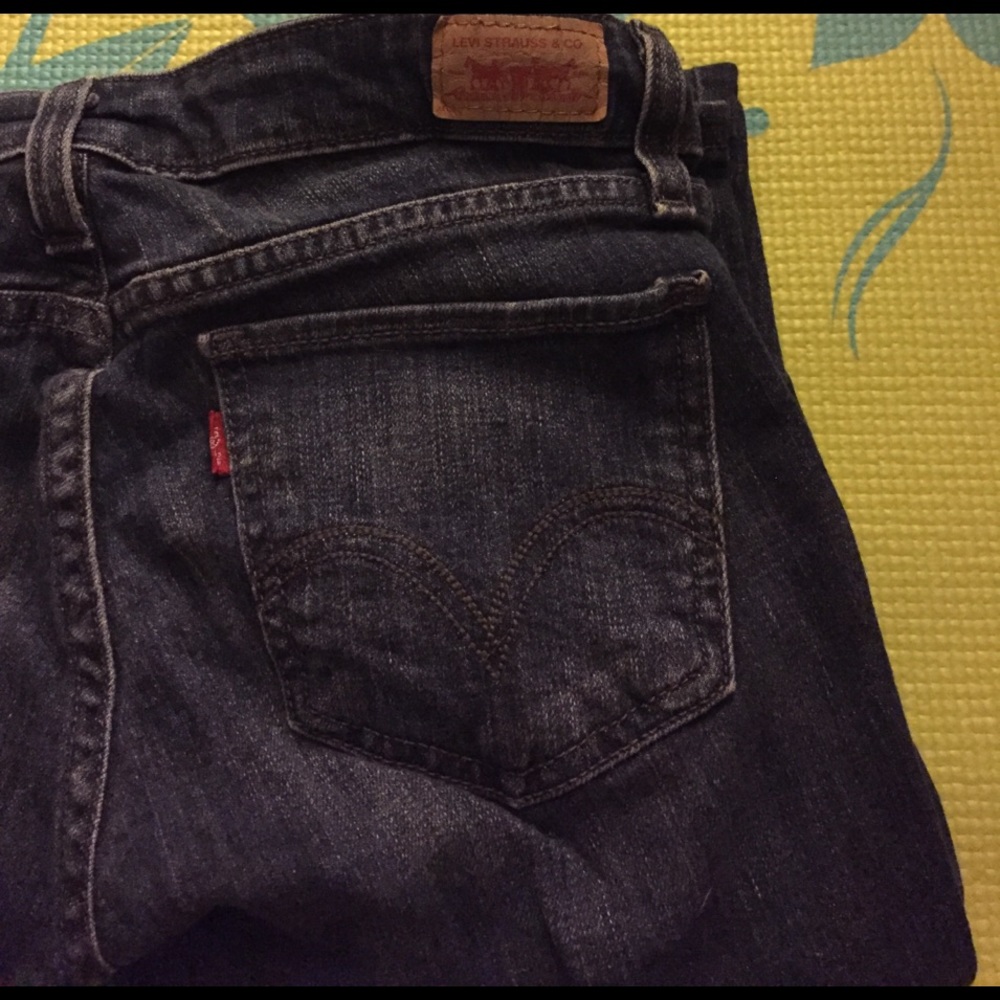 Levi's Dark Wash Too Super Skinny Size 7 Medium