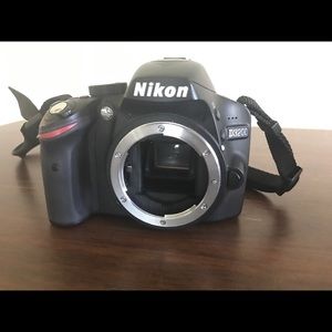 Nikon D3200 with 18-55 lens