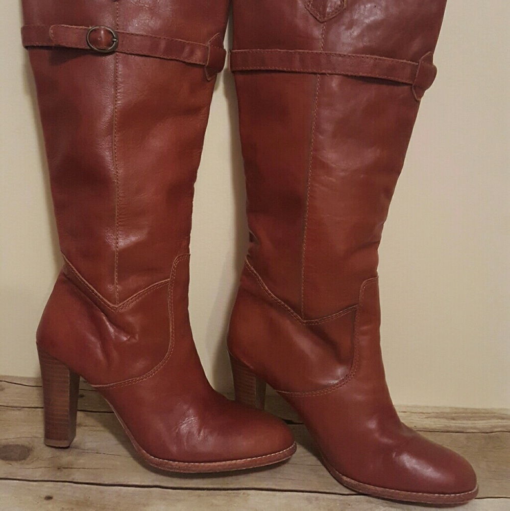 Beautiful Matiko Stacked Heel Boots