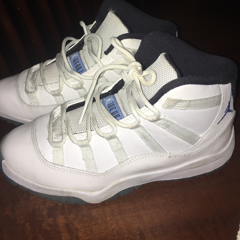 JORDAN RETRO 11 "LEGEND BLUE" 3Y