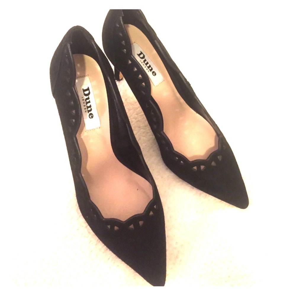 Black heels, women's size 5 NWOT