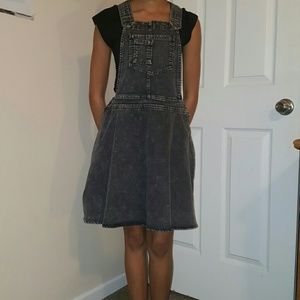 Overall dress