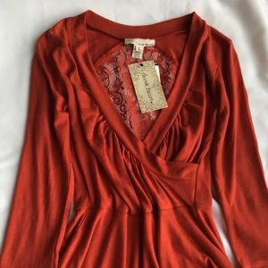 Derek heart nwt orange shirt lace back detail