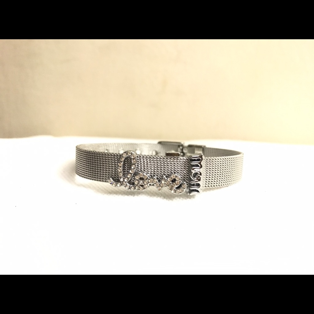 Love mom bracelet