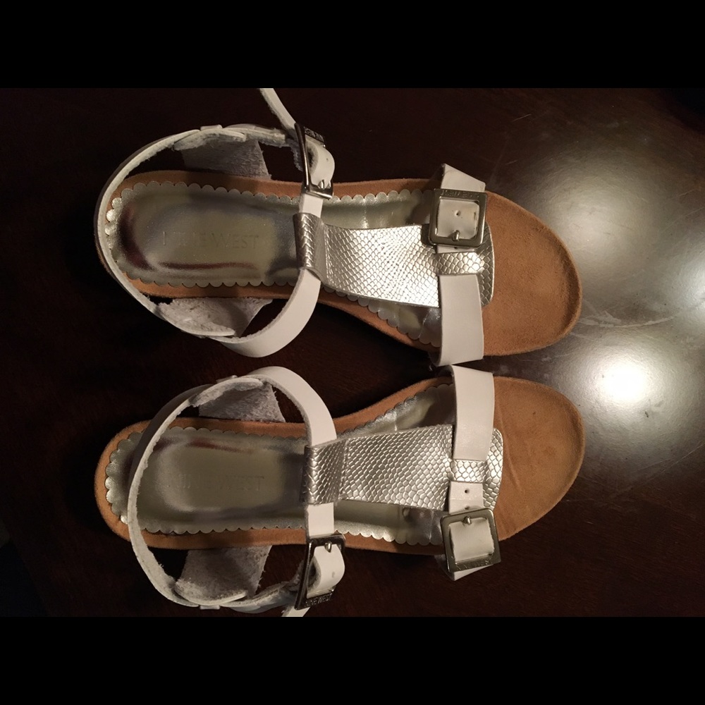 Girls sandals