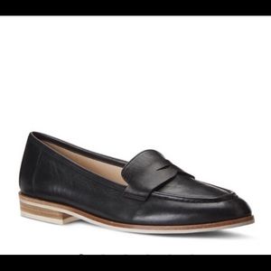 Nine West black leather loafers