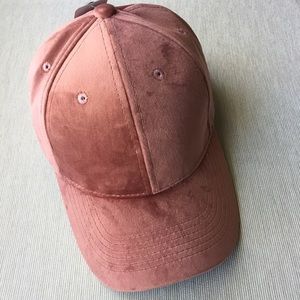 Velvet pink hat
