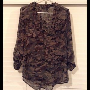 A.n.a. | Camo top