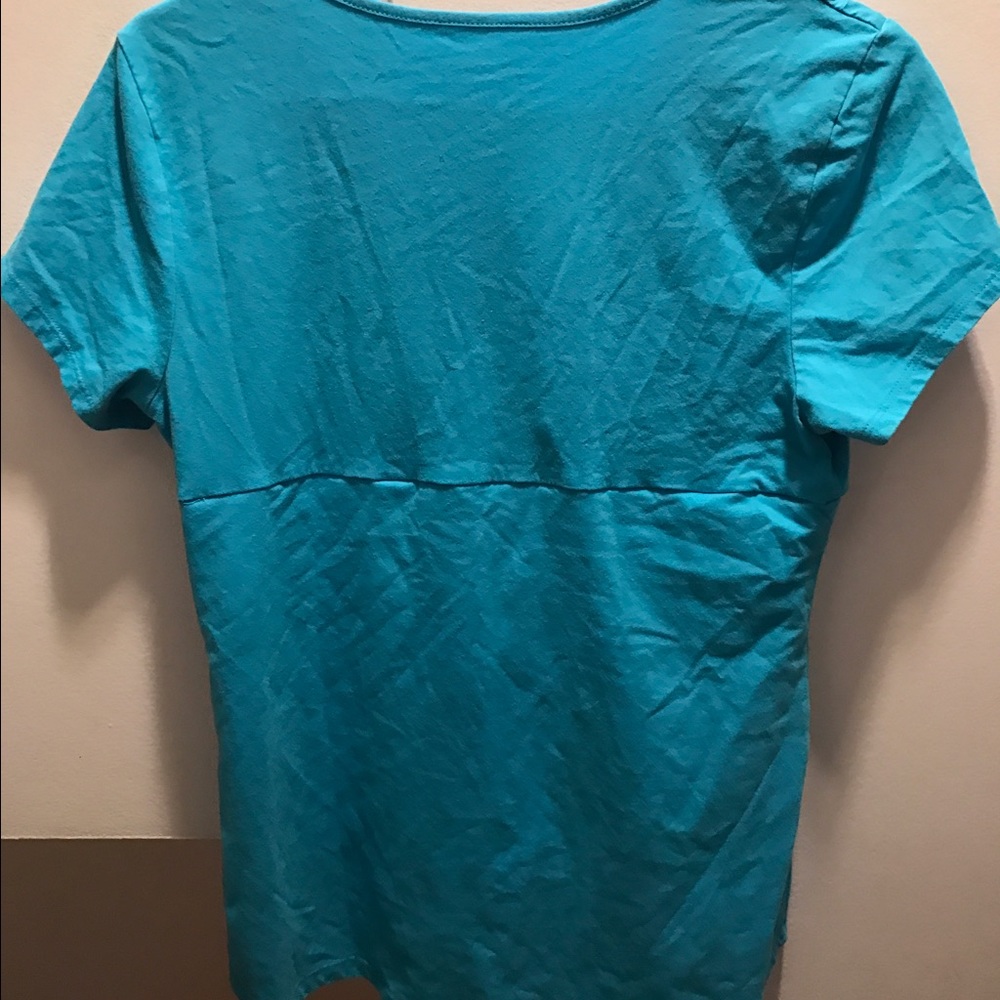 Curves shirt - Picture 3 of 3
