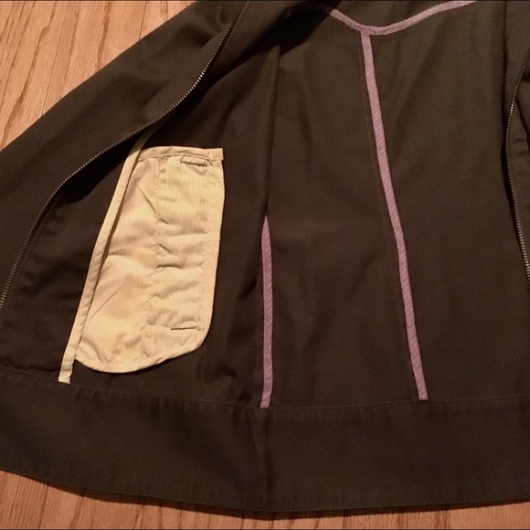 Volcom Jacket, Size Medium - Picture 3 of 3