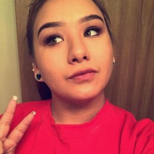 Meet your Posher, Alexis