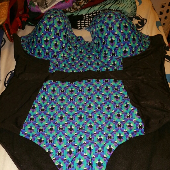 Old Navy Other - XXL Old Navy Swimsuit *Reposh*