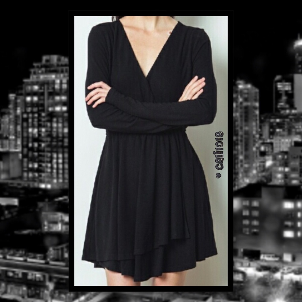 JUST IN🆕Amazing Black Knit Wrap Dress