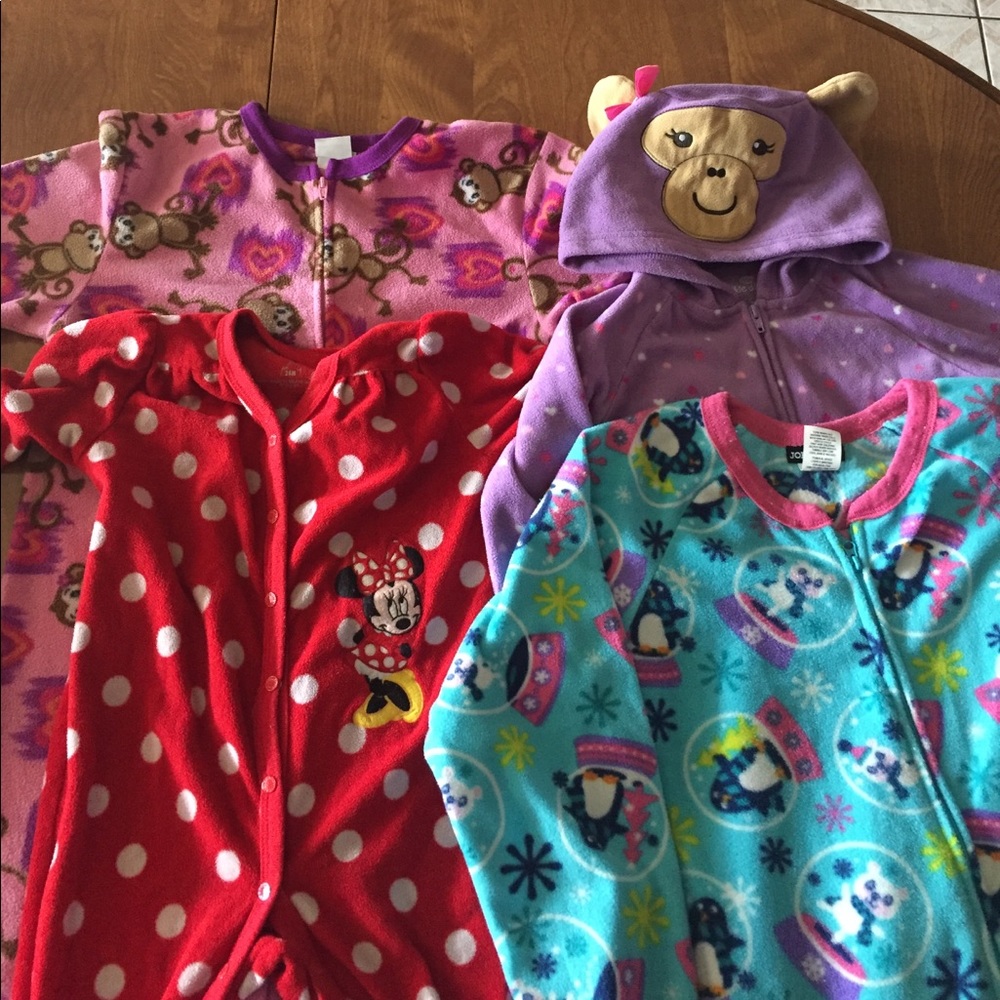2 Piece Set Red Minnie Mouse & Purple Polka Dot Footsie Pajamas 24M/2T & 3T -G11