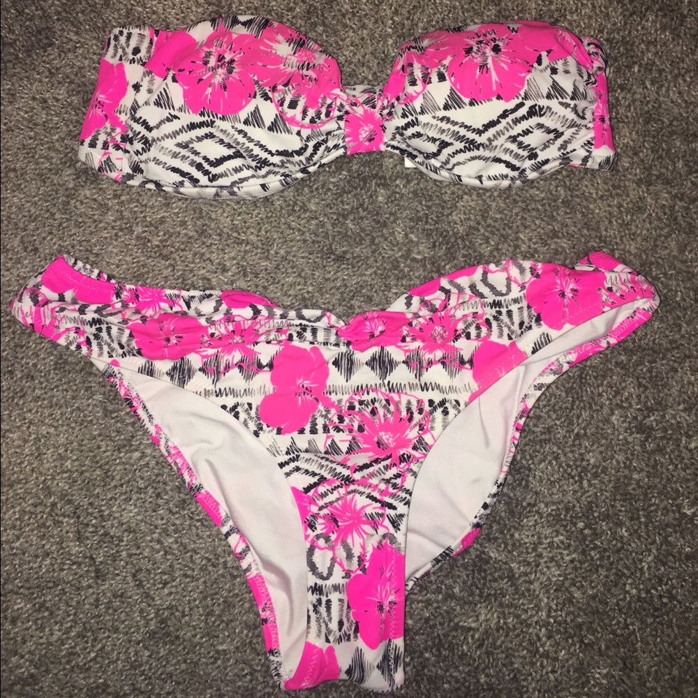 VS PINK bathing suit top and bottom