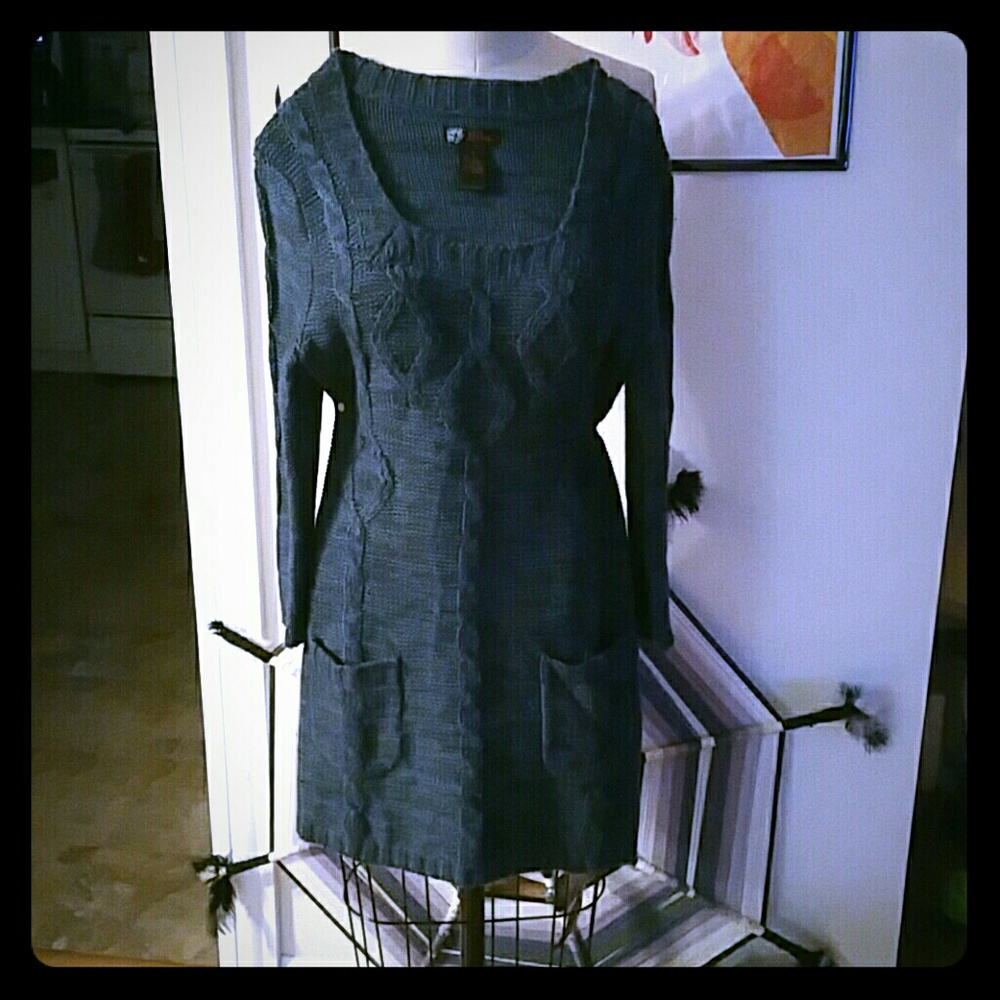 blue dress