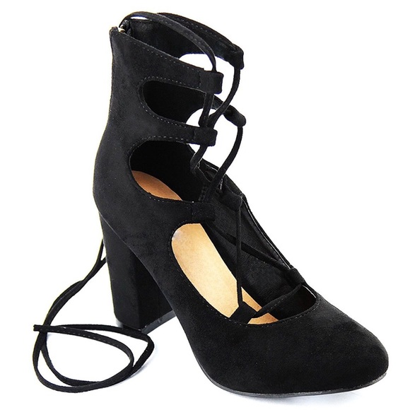 Black Mary Jane Chunky Heel Lace Up Pump - Picture 2 of 3