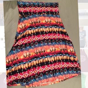 Lularoe bright comfy skirt sz small. NWOT