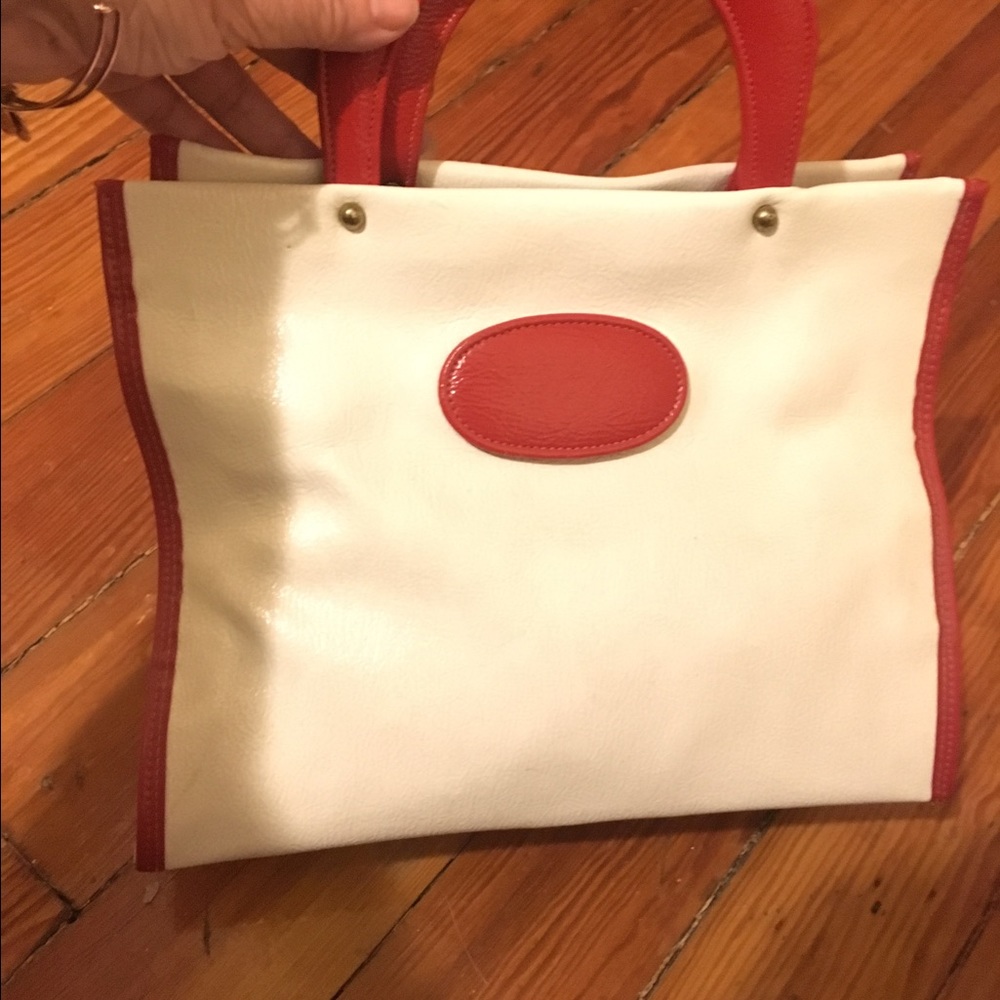 Vintage style red and white bag