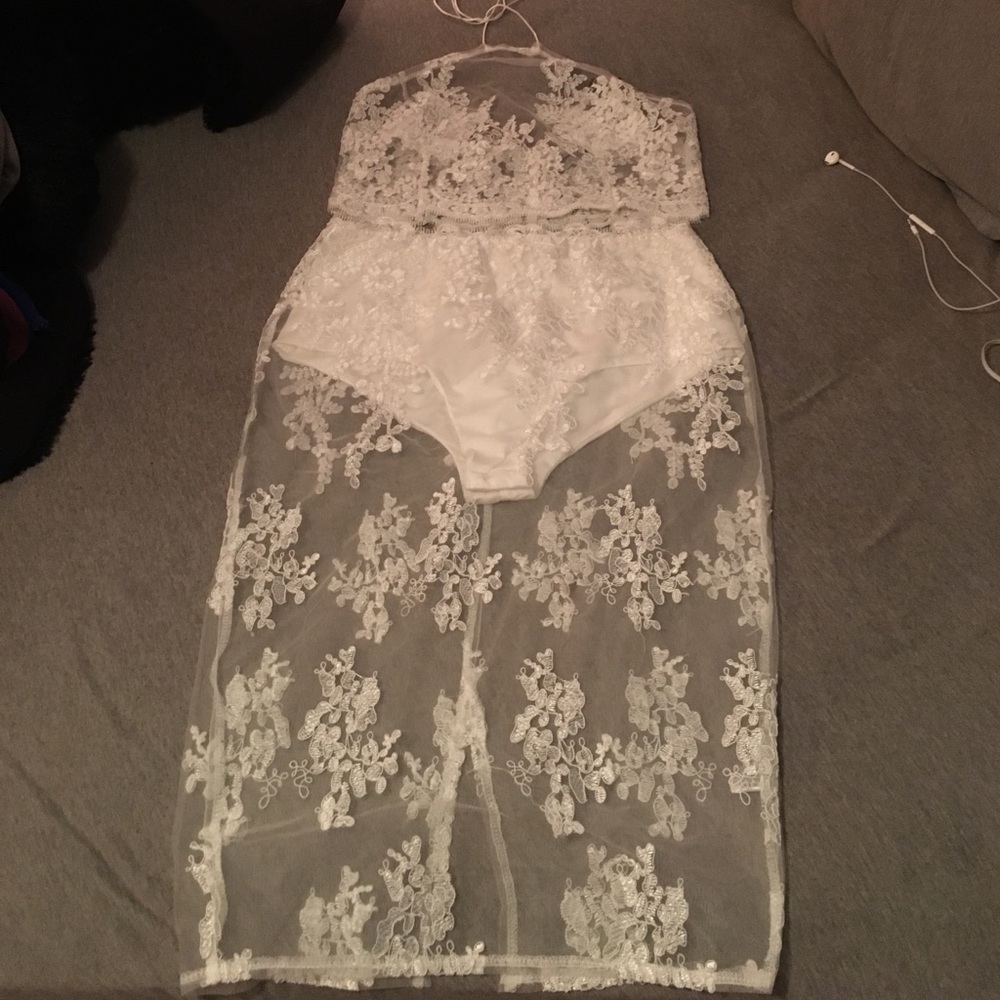 White lace two piece