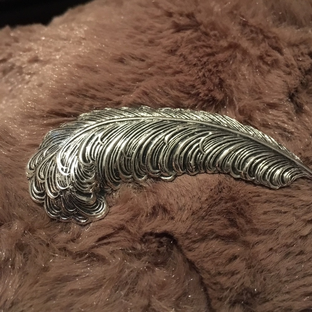 Vintage Signed SAC Feather Brooch