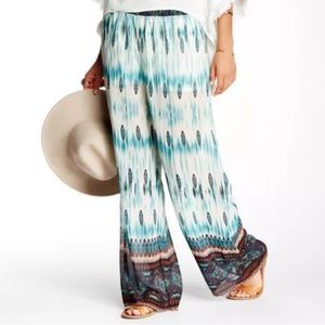 ROMEO & JULIET COUTURE Tribal Palazzo Wide Pants