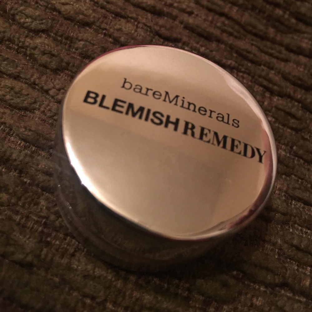 Bare Minerals Clearly Sand Blemish Remedy