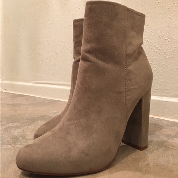 JustFab Faux Suede Ankle Boots | 7W - Picture 4 of 5