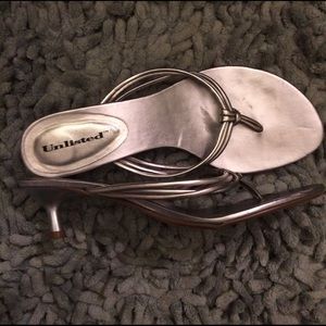 Kitten heels, silver sandal