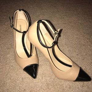 Color block pumps 👠