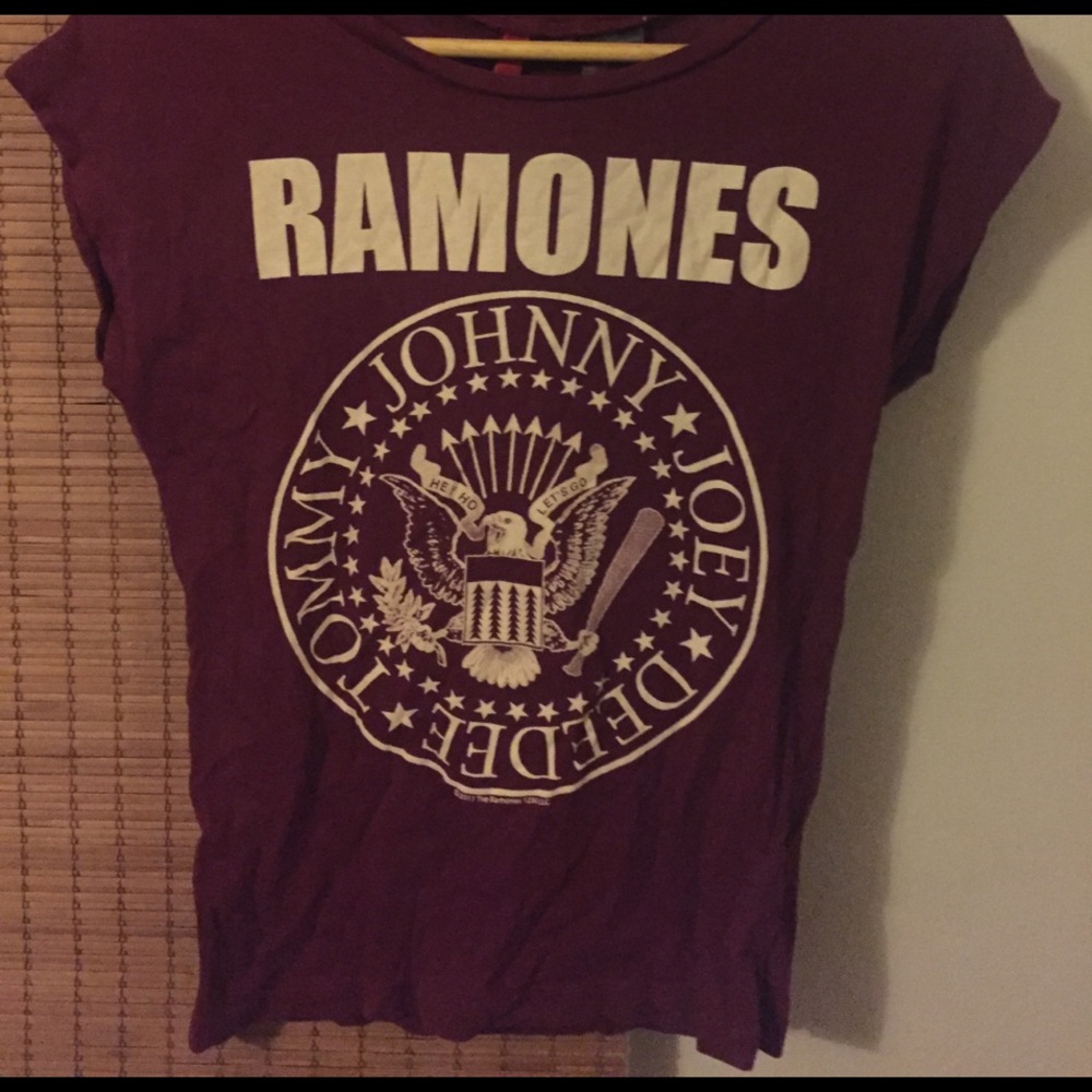 RAMONES SHIRT