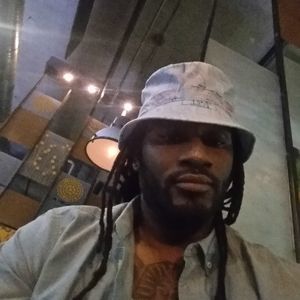 Meet your Posher, Josh