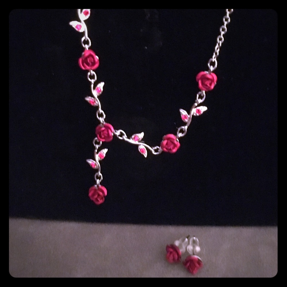 Silver drop necklace and earrings with roses