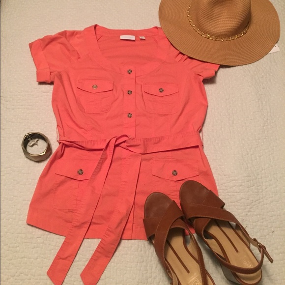 New York & Company Tops - New York & Company stretch button up