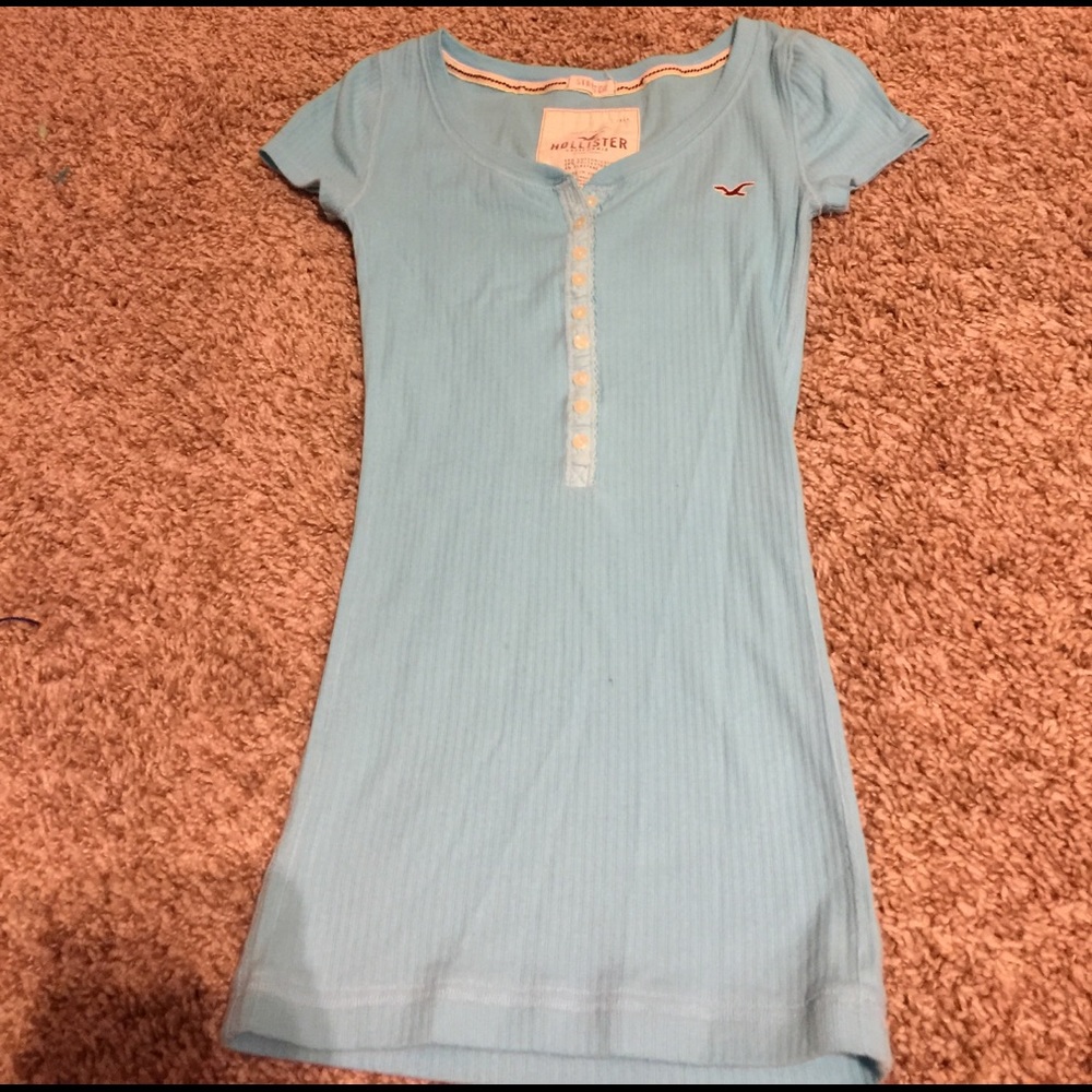 A short sleeve long slim fit shirt