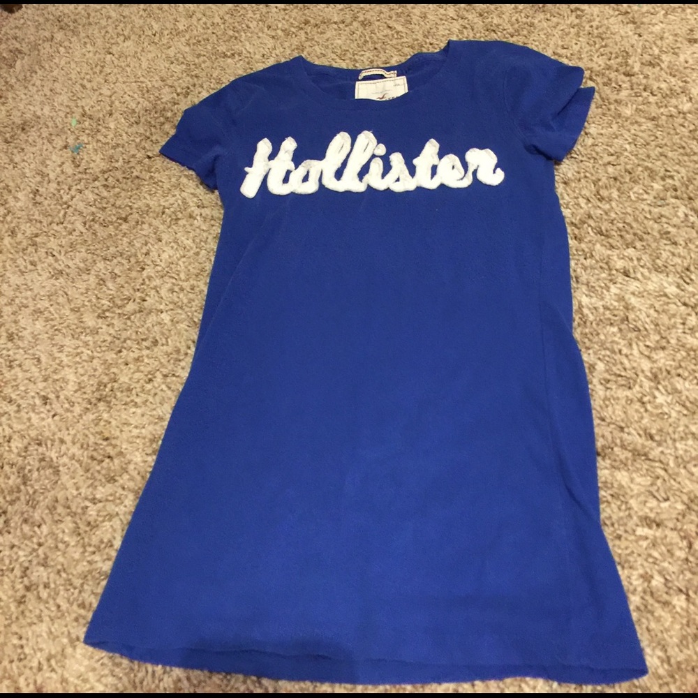 Blue tee