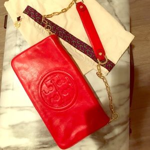 Tory Burch Reva leather clutch with chain