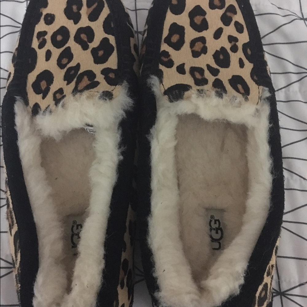 Ugg Leopard Slippers Size 9