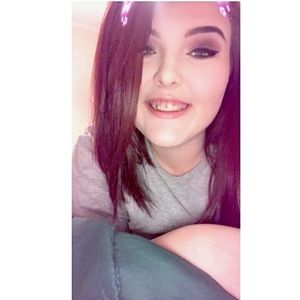 Meet your Posher, Dakota