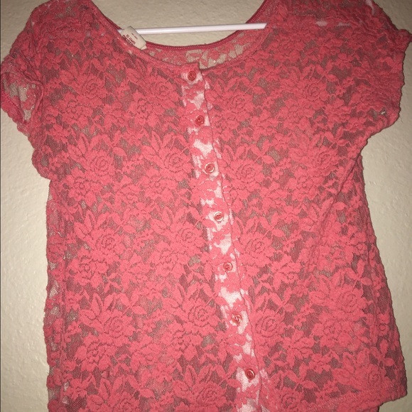 Cute lacey blouse❗️ - Picture 2 of 3
